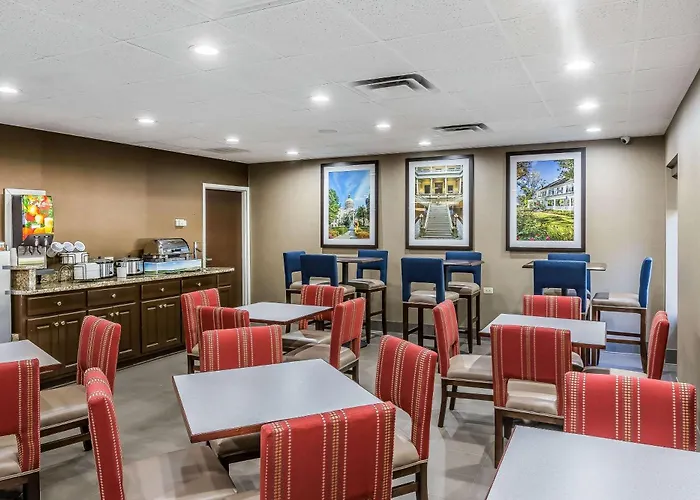 Comfort Inn & Suites Dalton West