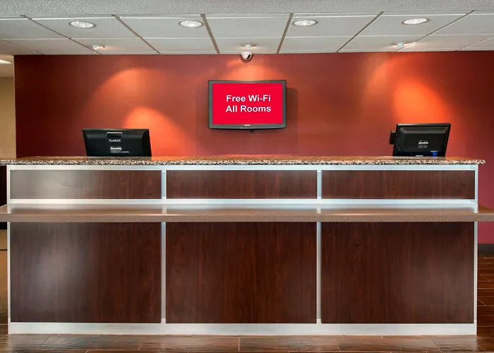 Red Roof Inn Plus+ Chicago - Naperville