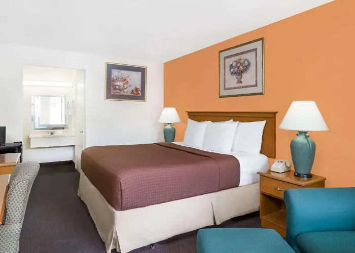 Days Inn By Wyndham Christiansburg