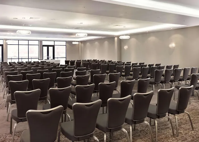 Doubletree By Hilton Lincoln
