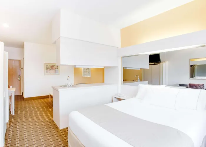 Surestay Hotel By Best Western Christiansburg Blacksburg
