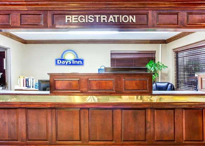 Days Inn By Wyndham Kennesaw