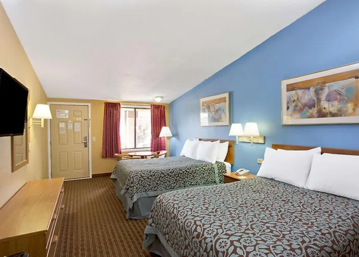 Days Inn By Wyndham Lawrenceville