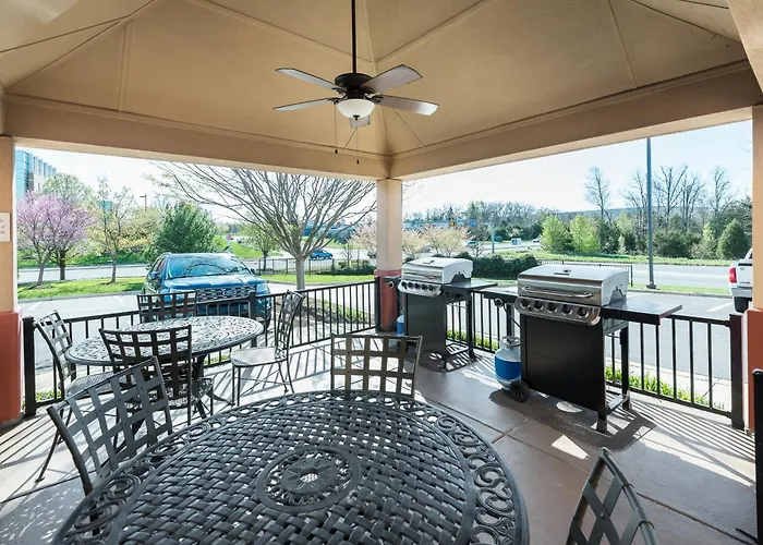 Candlewood Suites Sterling By Ihg