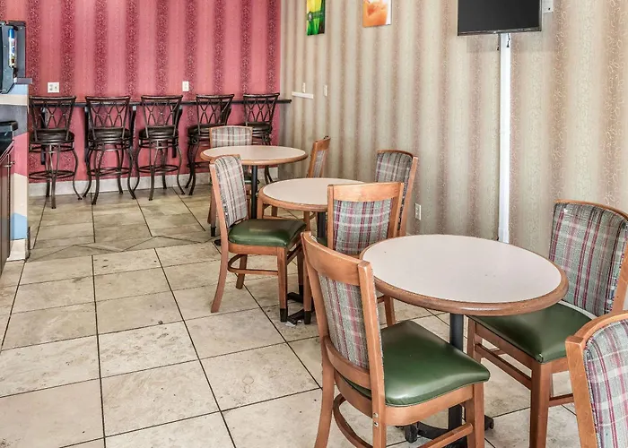 Quality Inn & Suites Mankato East