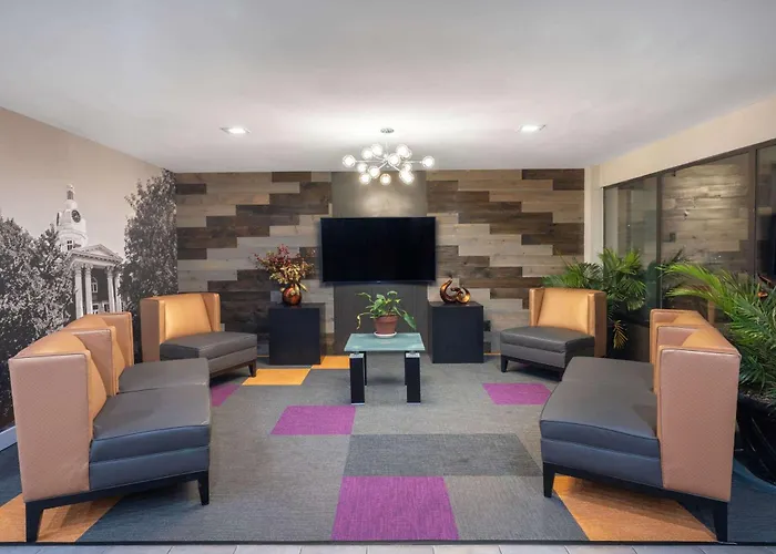 Baymont By Wyndham Murfreesboro