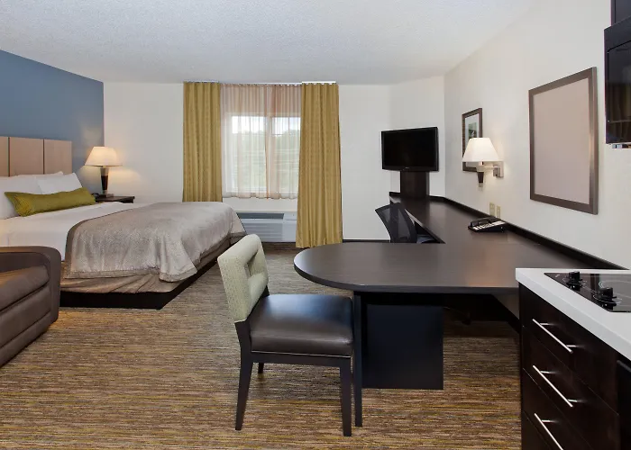 Sonesta Simply Suites Nashville Brentwood