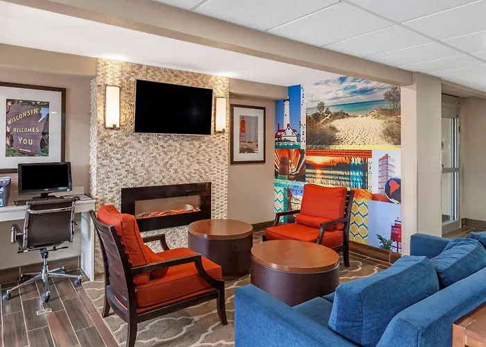 Clarion Pointe Racine - Mount Pleasant