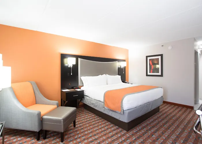 Holiday Inn Express & Suites Nashville Southeast - Antioch By Ihg