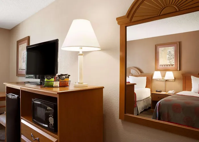 Ramada By Wyndham Sioux City