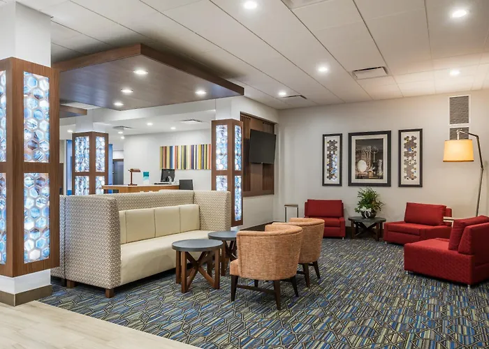 Holiday Inn Express & Suites West Plains Southwest By Ihg