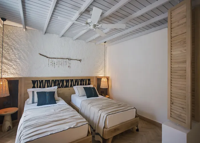 Yacht Boheme Hotel-Boutique Class - Adults Only