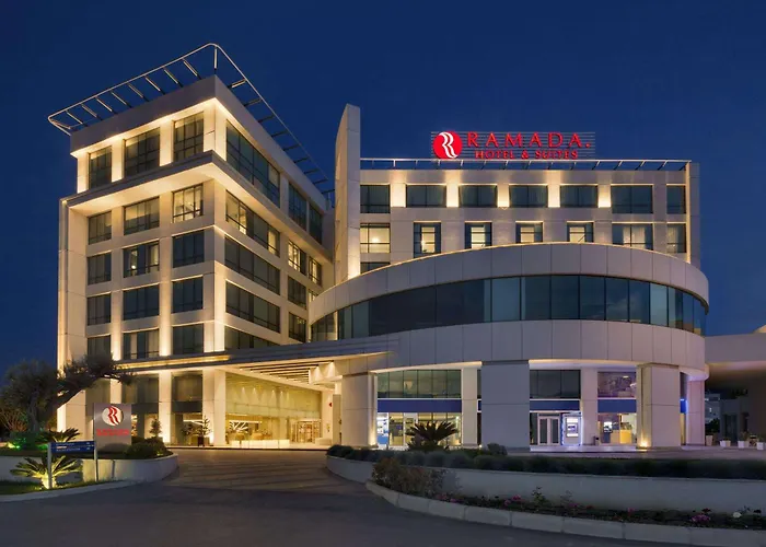 Ramada Hotel & Suites By Wyndham Izmir Kemalpasa