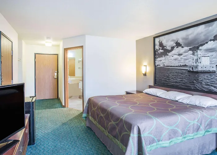 Super 8 By Wyndham Prairie Du Chien