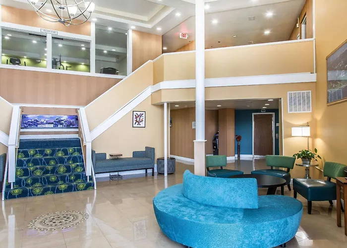 Quality Inn & Suites Middletown - Newport