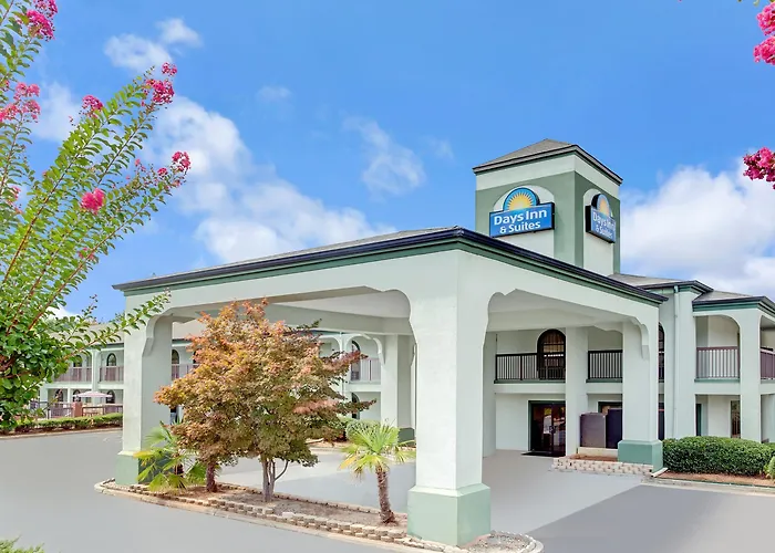 Days Inn & Suites By Wyndham Stockbridge Atlanta