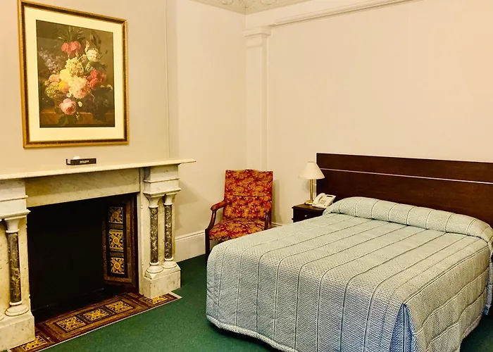 Avonmore On The Park Boutique Hotel