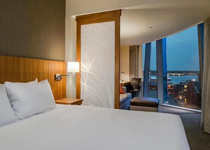 Hyatt Place Portland Downtown - Old Port Square