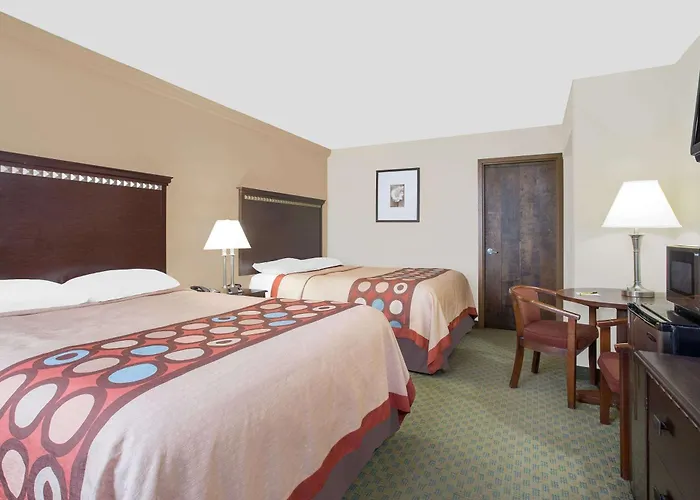 Super 8 By Wyndham Danville