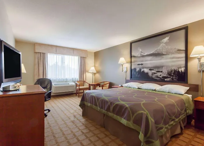 Super 8 By Wyndham Abbotsford Bc