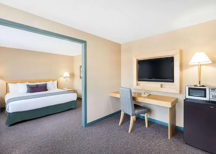 Ramada Plaza By Wyndham Prince George