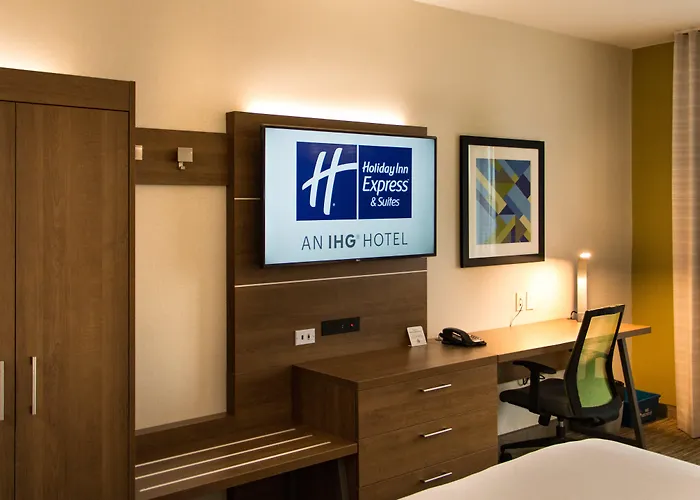 Holiday Inn Express&Suites - Woodstock, ON CANADA