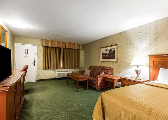 Quality Inn Near China Lake Naval Station