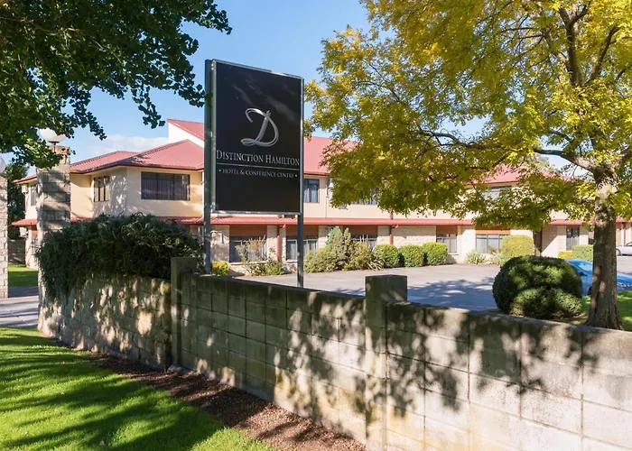 Distinction Hamilton Hotel & Conference Centre