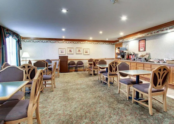 Econo Lodge Inn & Suites Flowood - Jackson Northeast