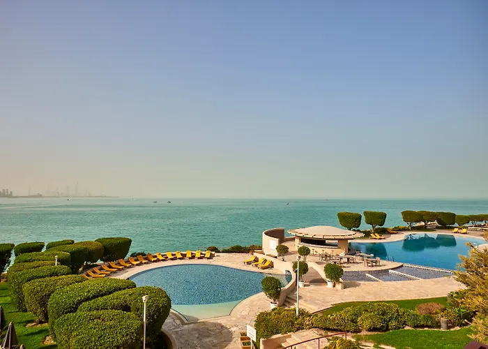 Marina Hotel