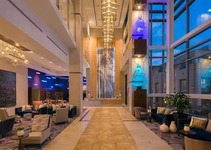 Hilton Norfolk The Main