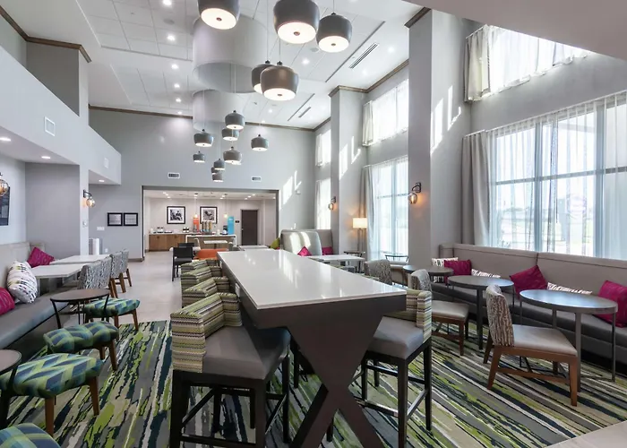 Hampton Inn & Suites Dallas East