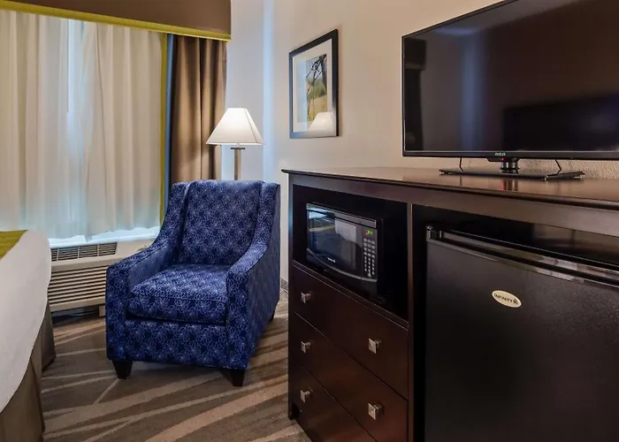 Best Western Plus Denver City Hotel & Suites