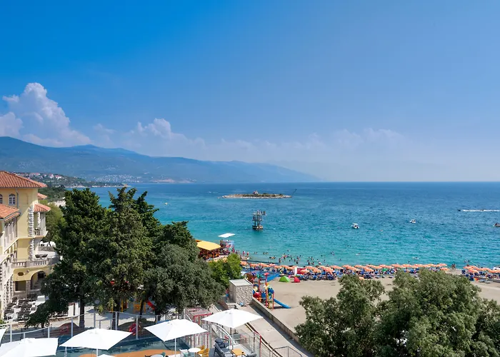 Aminess Vival Lisanj Family Hotel
