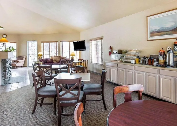 Quality Inn & Suites Minden