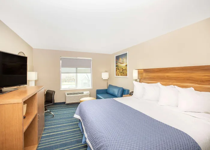 Days Inn & Suites By Wyndham Kearney Ne