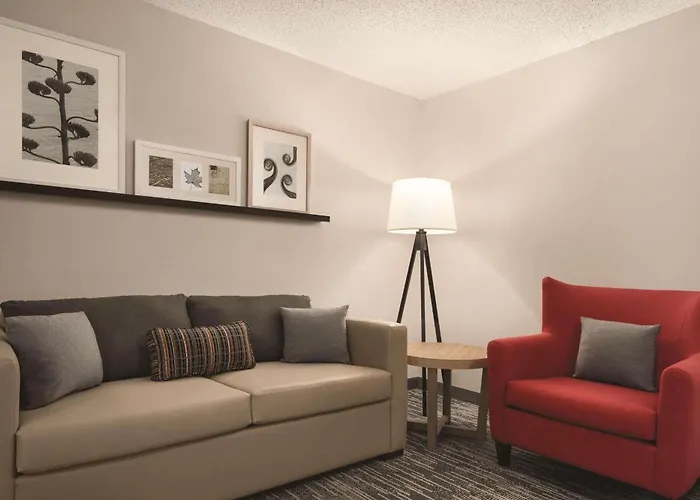 Country Inn & Suites By Radisson, Detroit Lakes