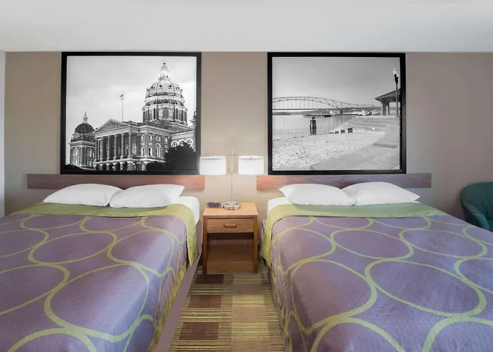 Super 8 By Wyndham Toledo