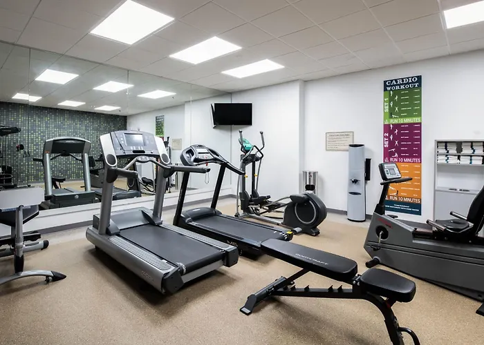 Baymont By Wyndham White Plains - Elmsford