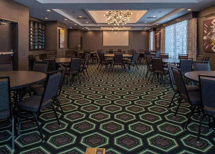 Hampton Inn & Suites Winston-Salem Downtown