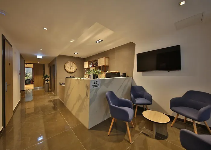 Ivy Hotel - Adults Only