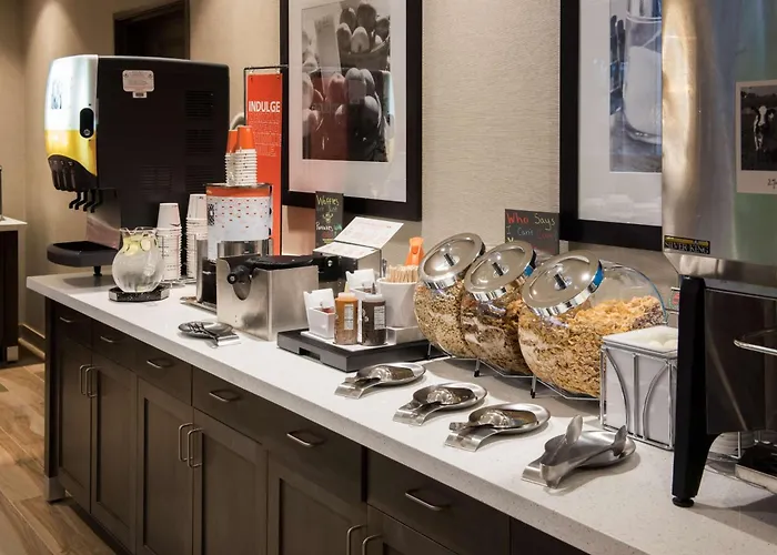 Hampton Inn & Suites Seattle/Redmond Wa