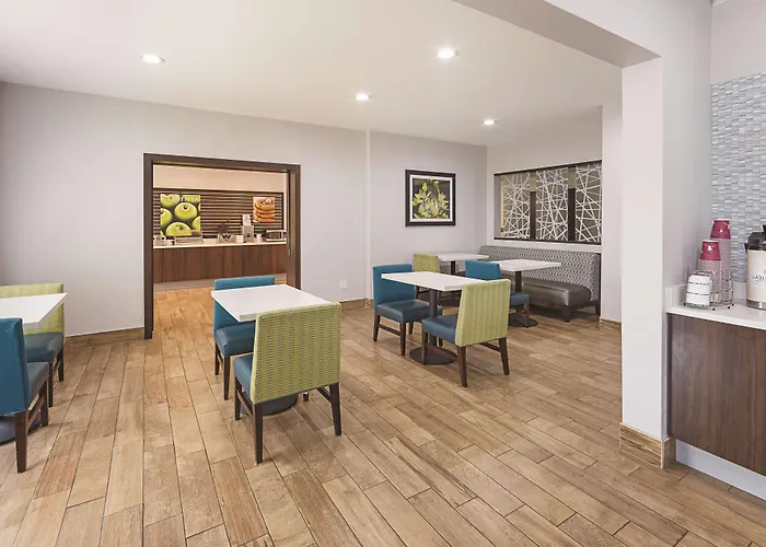 La Quinta By Wyndham Central Point - Medford