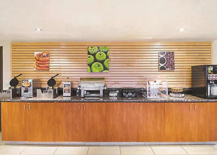 La Quinta By Wyndham Woodburn
