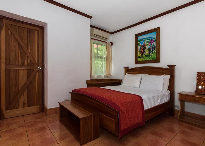 Hacienda Guachipelin Volcano Ranch Hotel&Hot Springs