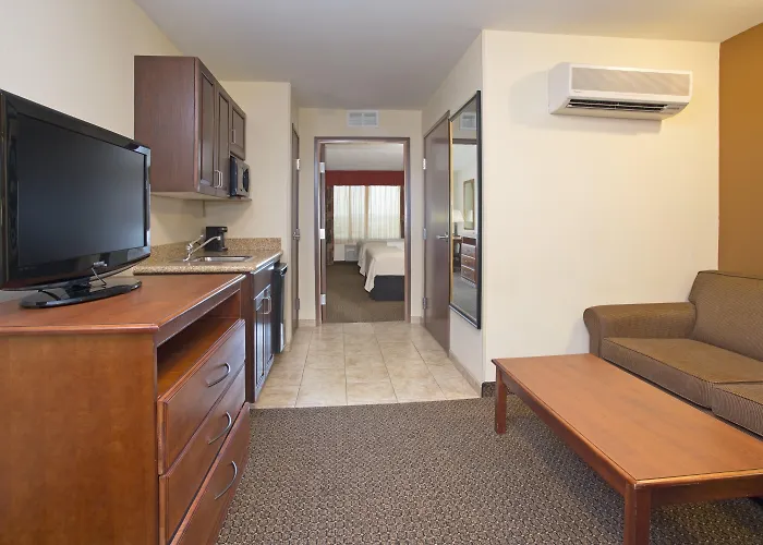 Holiday Inn Express&Suites Trinidad, an IHG Hotel