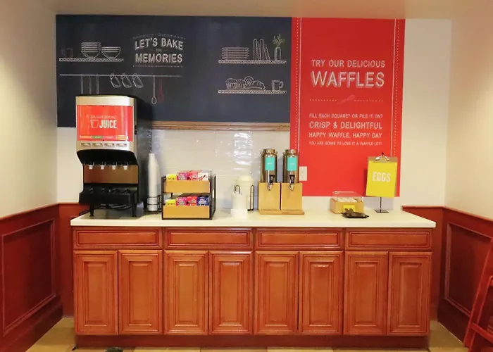 Hampton Inn Commerce/Novi
