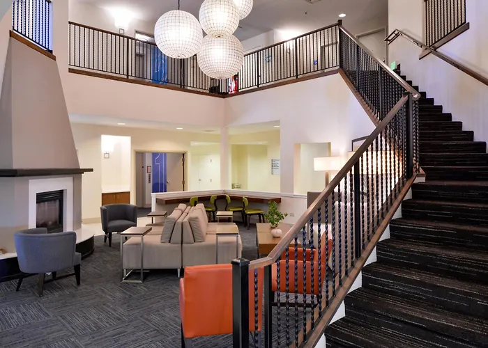 Holiday Inn Express Hotel & Suites Arcata/Eureka-Airport Area By Ihg