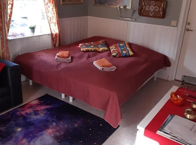 Cosy Non Smoking Cabin Close To Beach,Alnoe