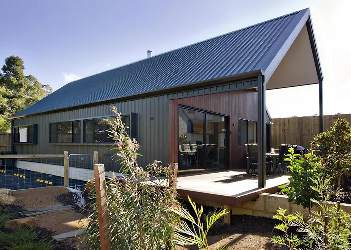 Margaret River Bungalow-2-Middle - Pet Friendly
